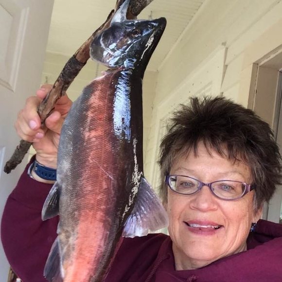 Meet your Posher, Janet - Picture 1 of 1